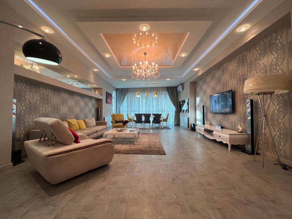 Megafun Luxury Family Apartment Baku Exteriör bild